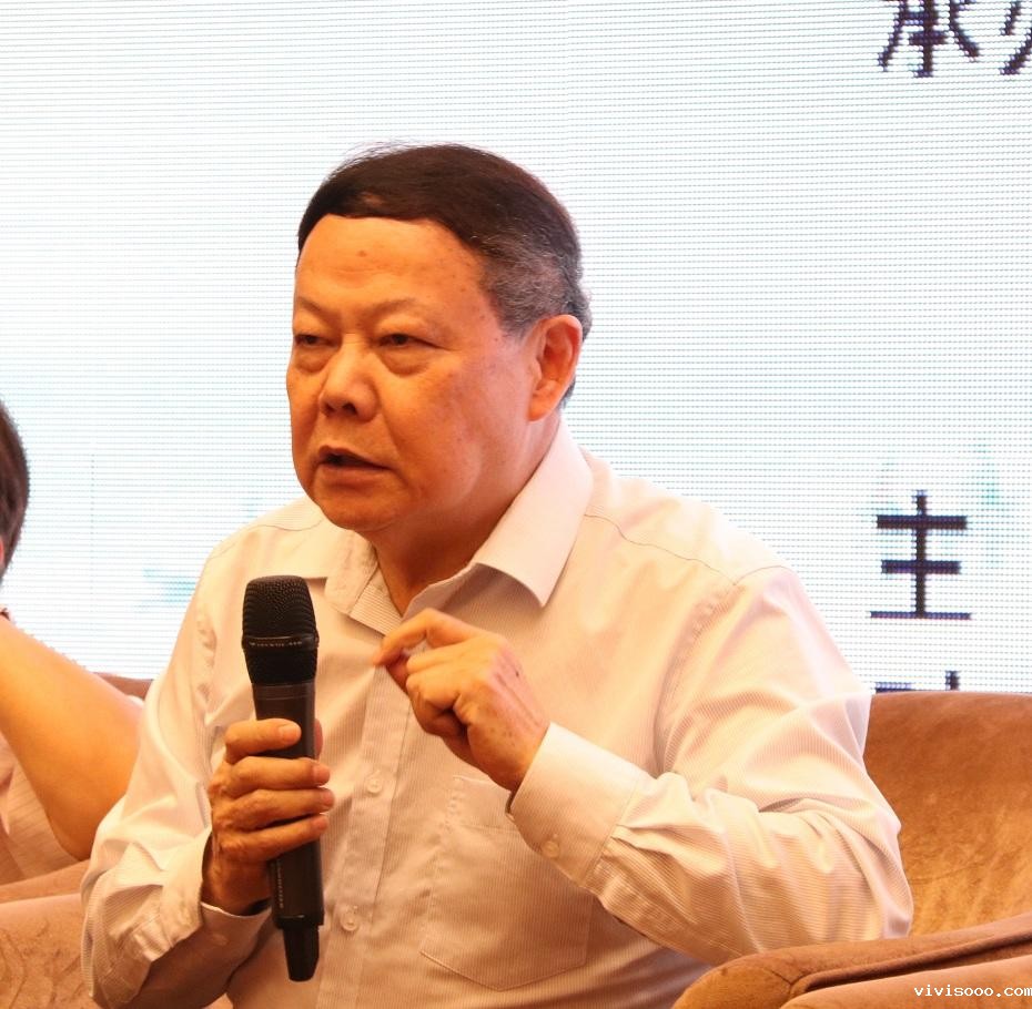 7李宗桂教授发言.jpg 7李宗桂教授发言.jpg
